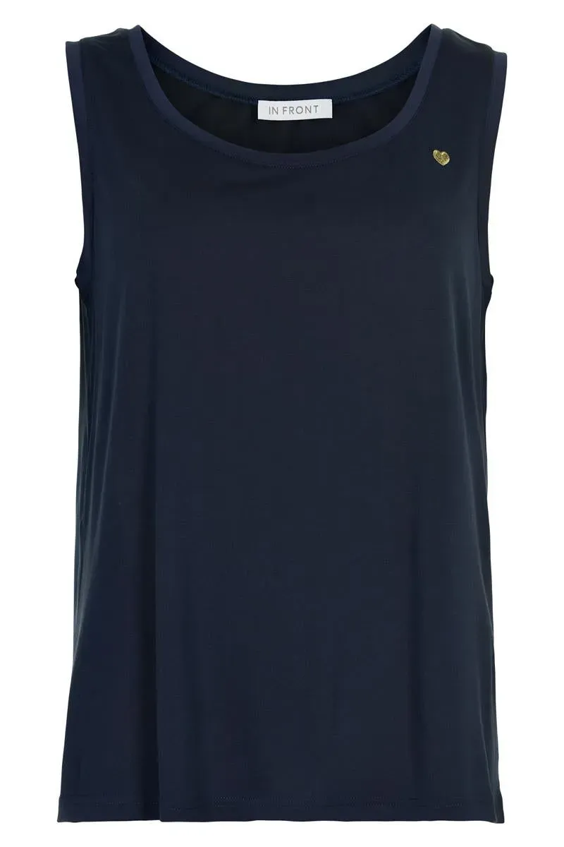 IN FRONT Nina top med rund hals i jersey