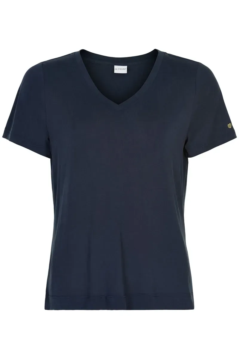 IN FRONT Nina t-shirt V-hals i modalblanding